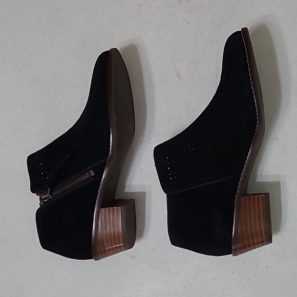 Vionic Black Suede Ankle Booties with Perforated Design size 8 - Picture 6 of 15